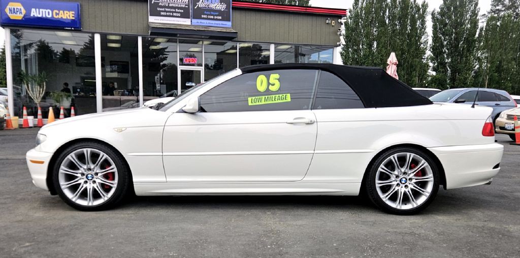 2005 BMW 3 Series Image 1