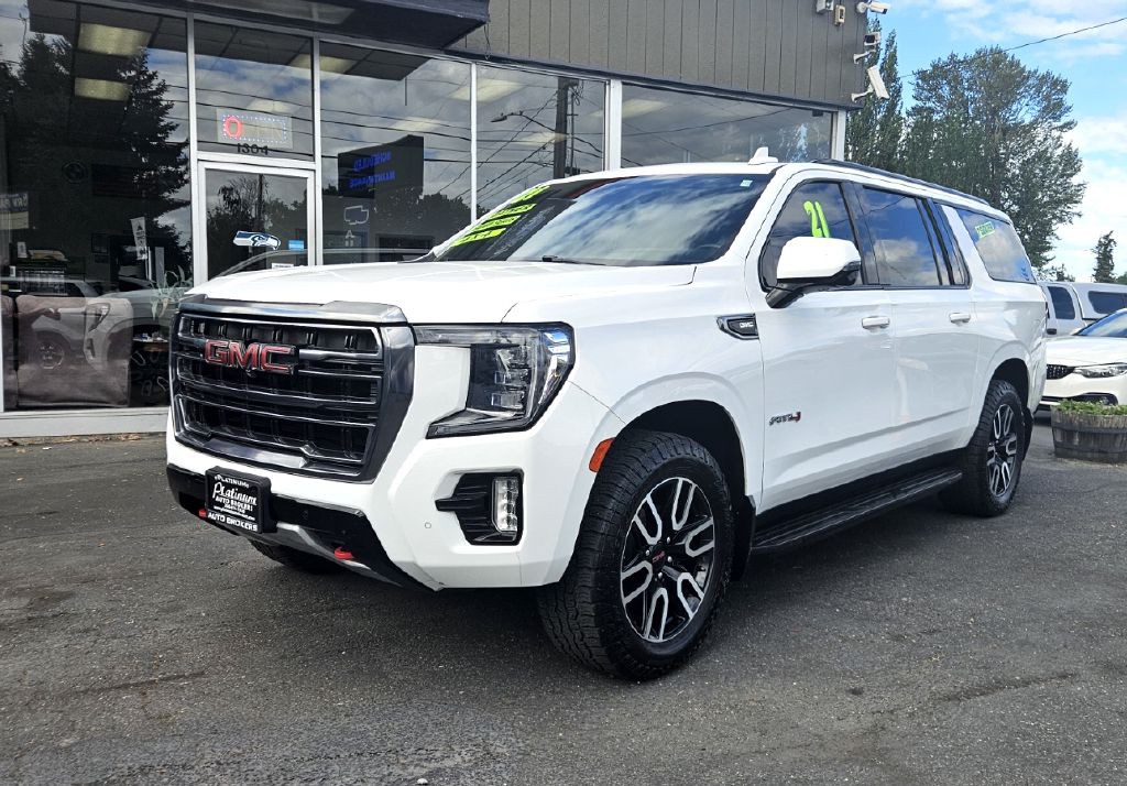 2021 GMC Yukon Image 2