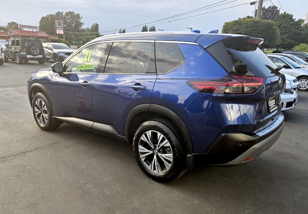 2021 Nissan Rogue Image 2