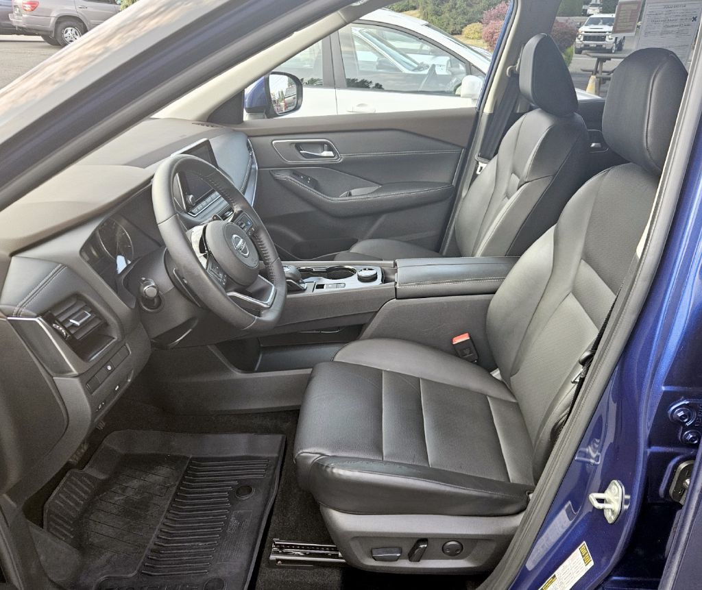 2021 Nissan Rogue Image 4