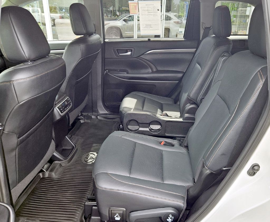 2019 Toyota Highlander Image 11
