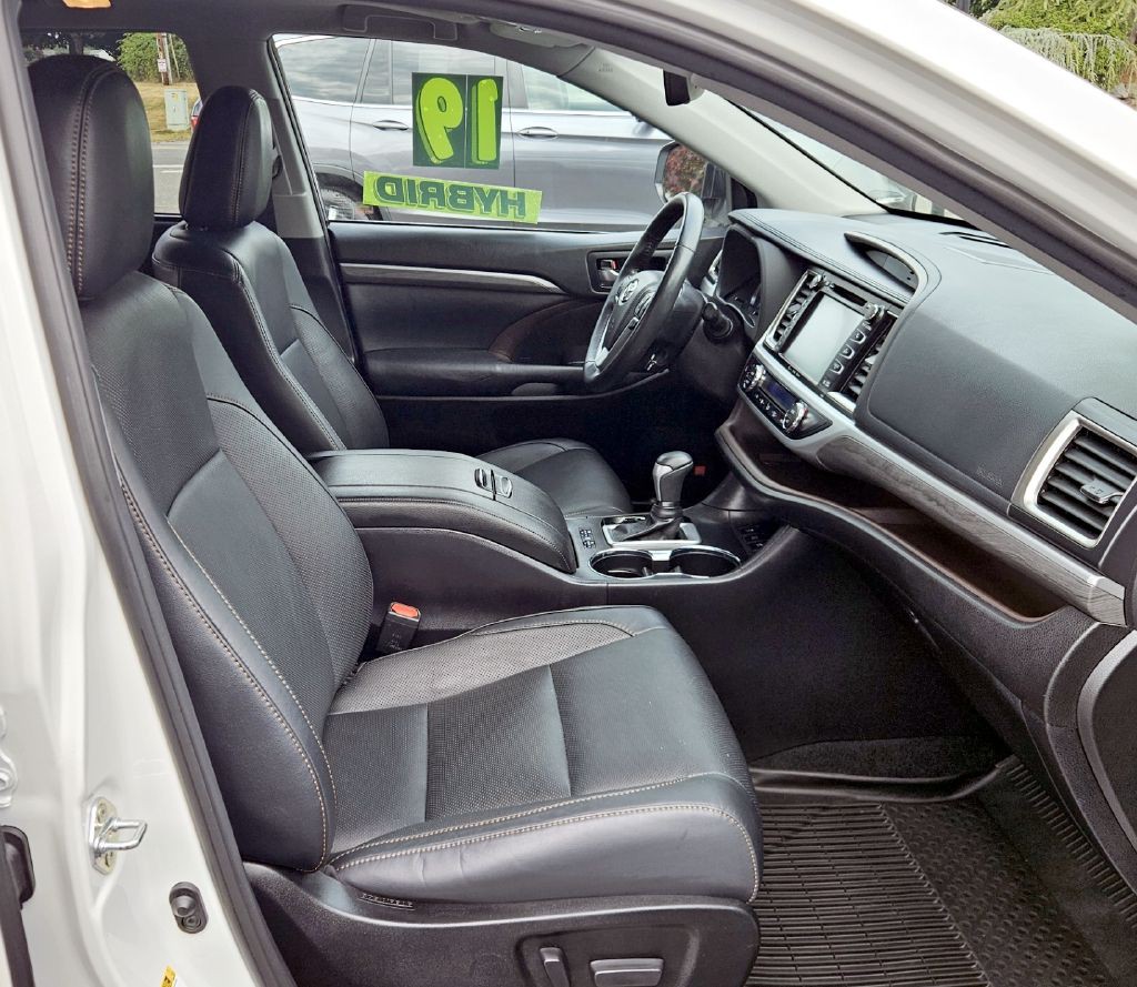 2019 Toyota Highlander Image 12