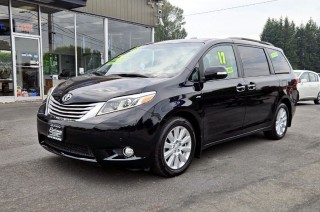 Image for 2017 Toyota Sienna XLE ID: 7611688
