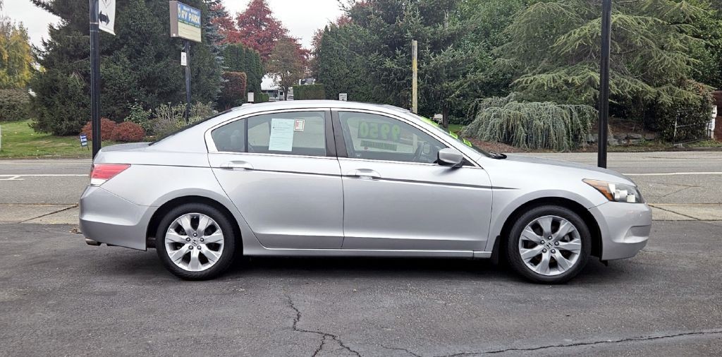 2008 Honda Accord Image 2