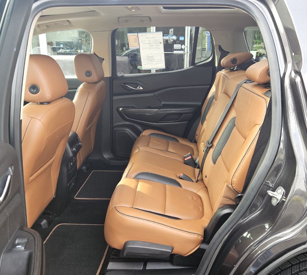 2019 GMC Acadia Image 10