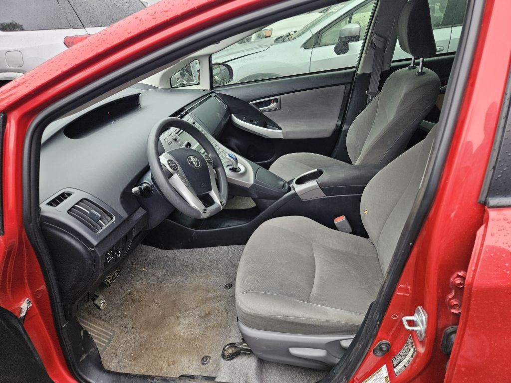 2015 Toyota Prius Image 9