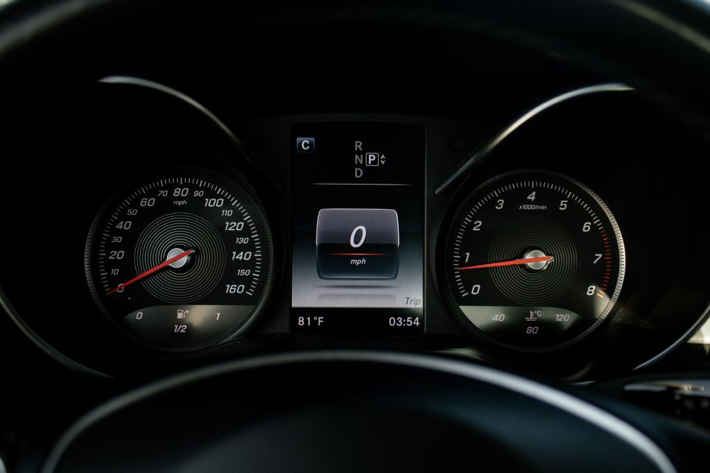 2015 Mercedes-Benz C-Class Image 34