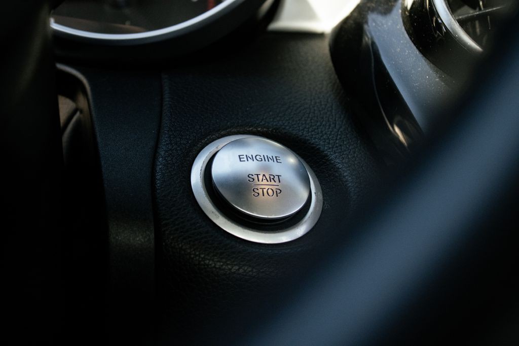 2015 Mercedes-Benz C-Class Image 45