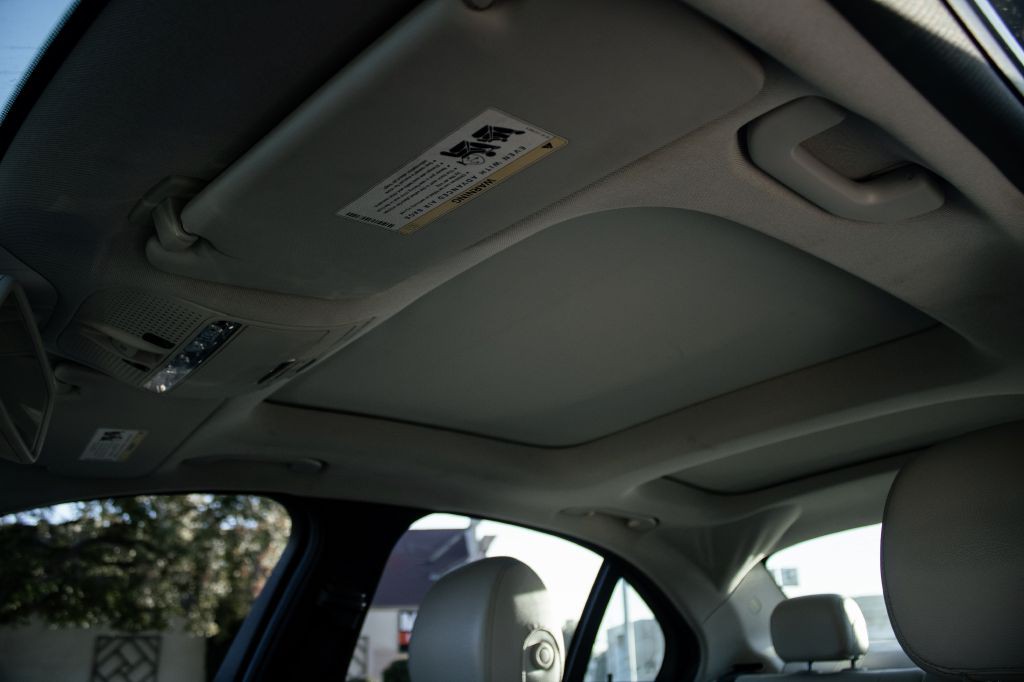 2015 Mercedes-Benz C-Class Image 52