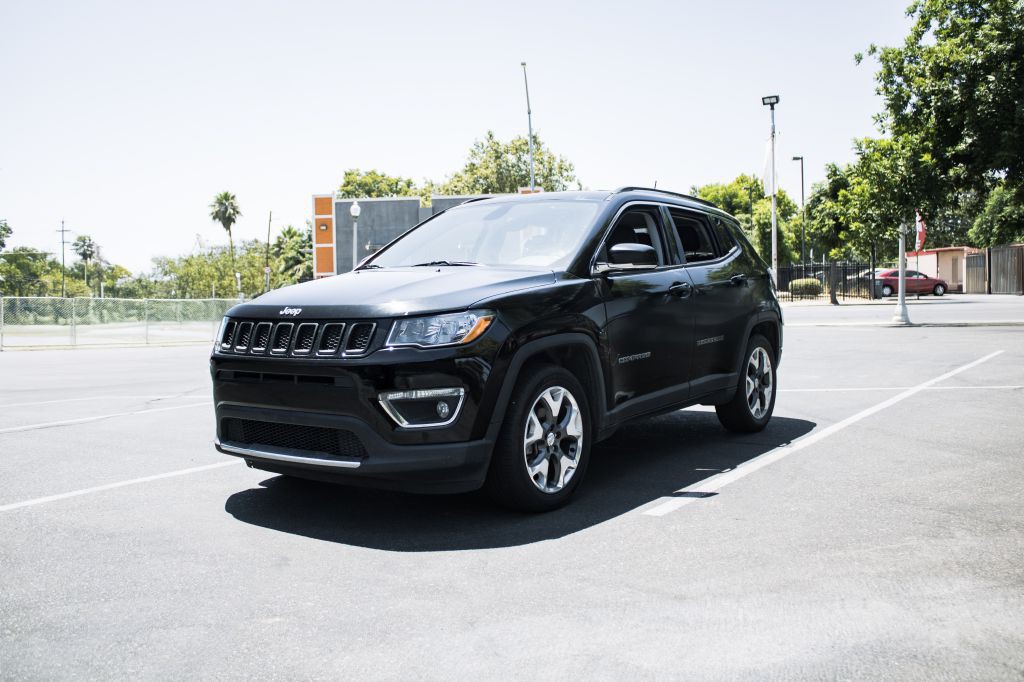 2020 Jeep Compass Image 3