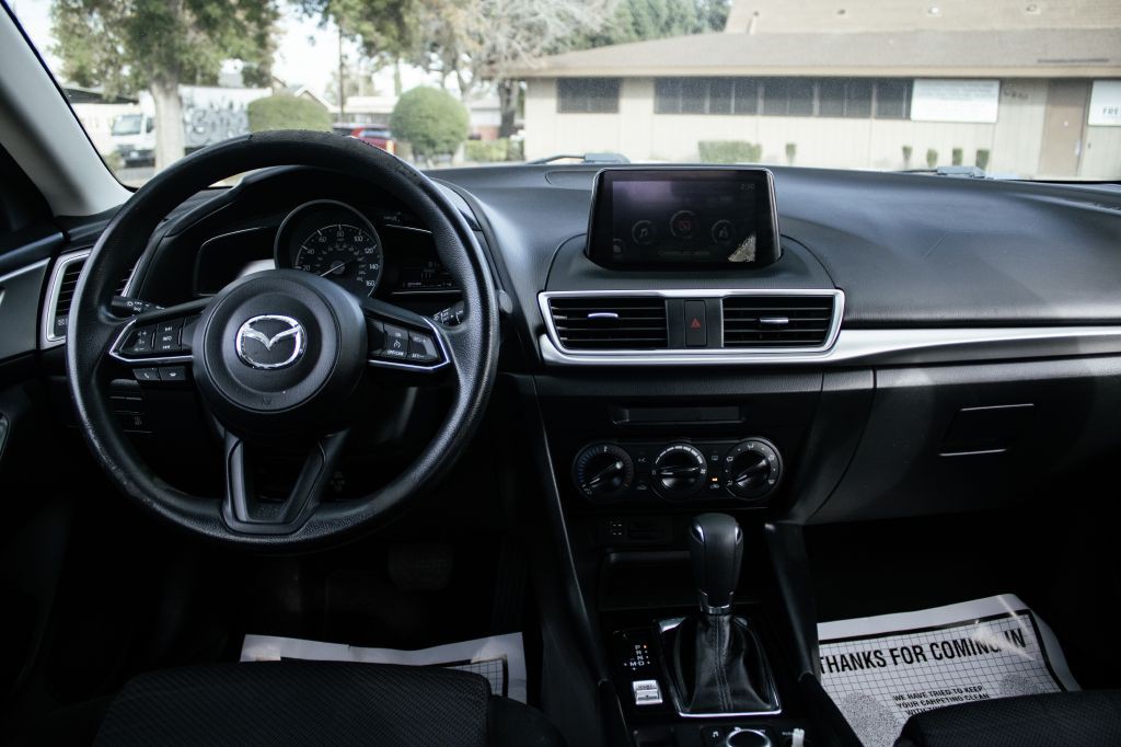 2017 Mazda Mazda3 Image 25