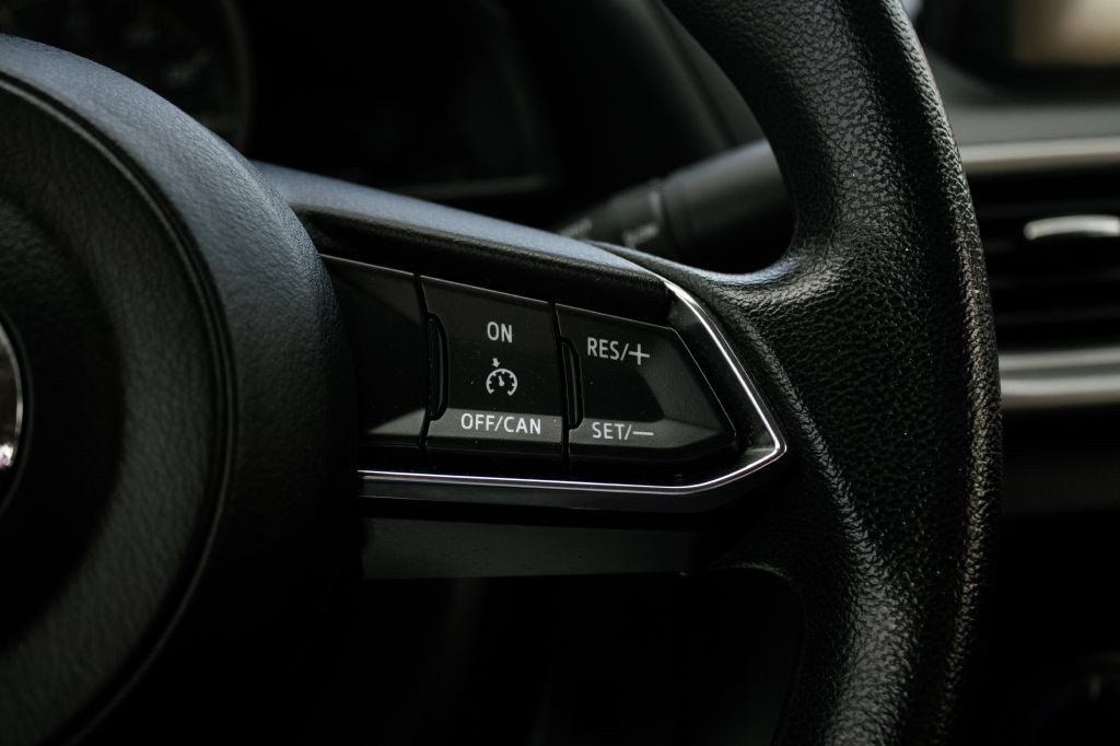 2017 Mazda Mazda3 Image 34