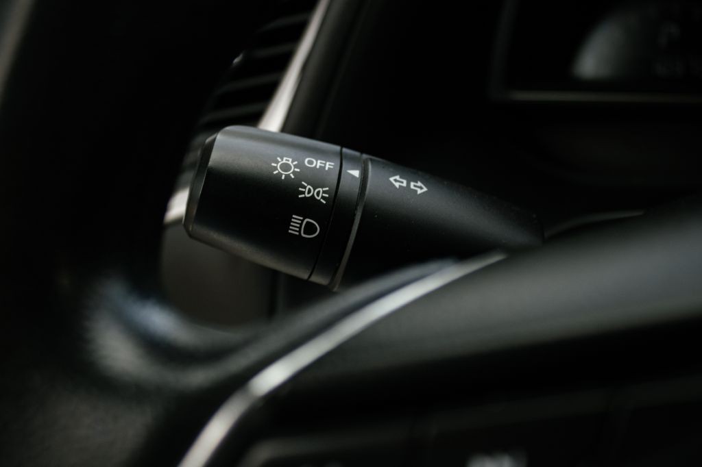 2017 Mazda Mazda3 Image 35