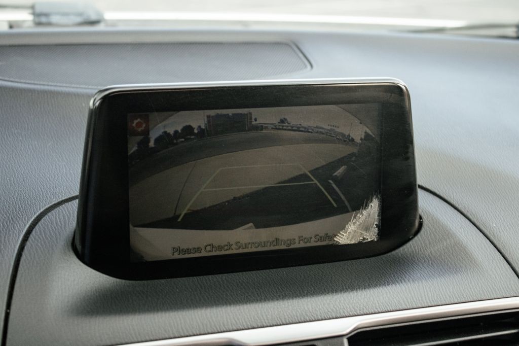 2017 Mazda Mazda3 Image 43