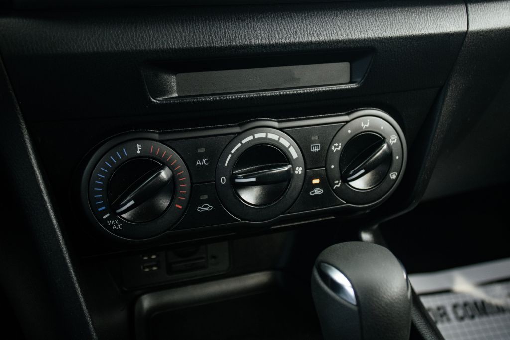 2017 Mazda Mazda3 Image 45