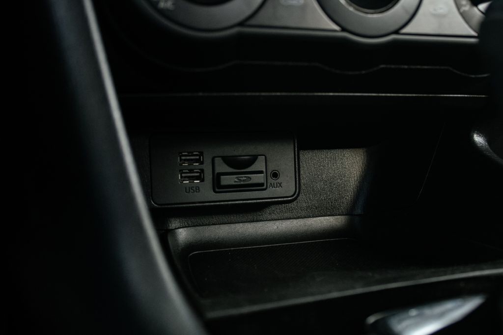 2017 Mazda Mazda3 Image 46