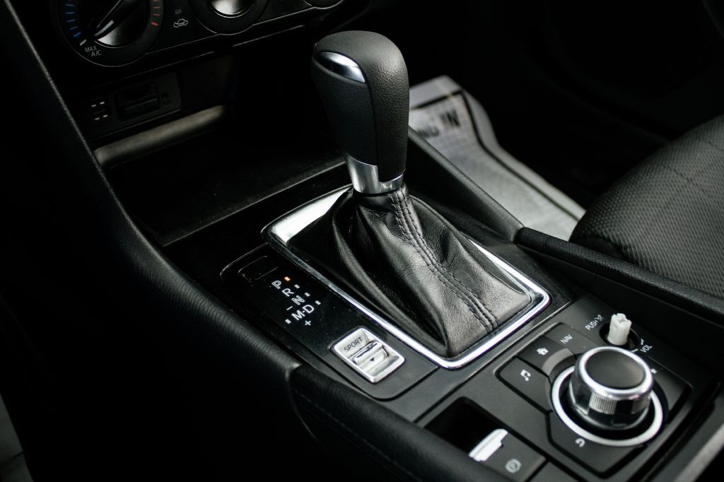 2017 Mazda Mazda3 Image 47