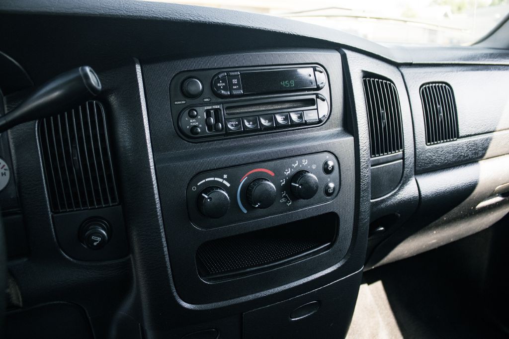 2003 Dodge Ram 1500 Image 12
