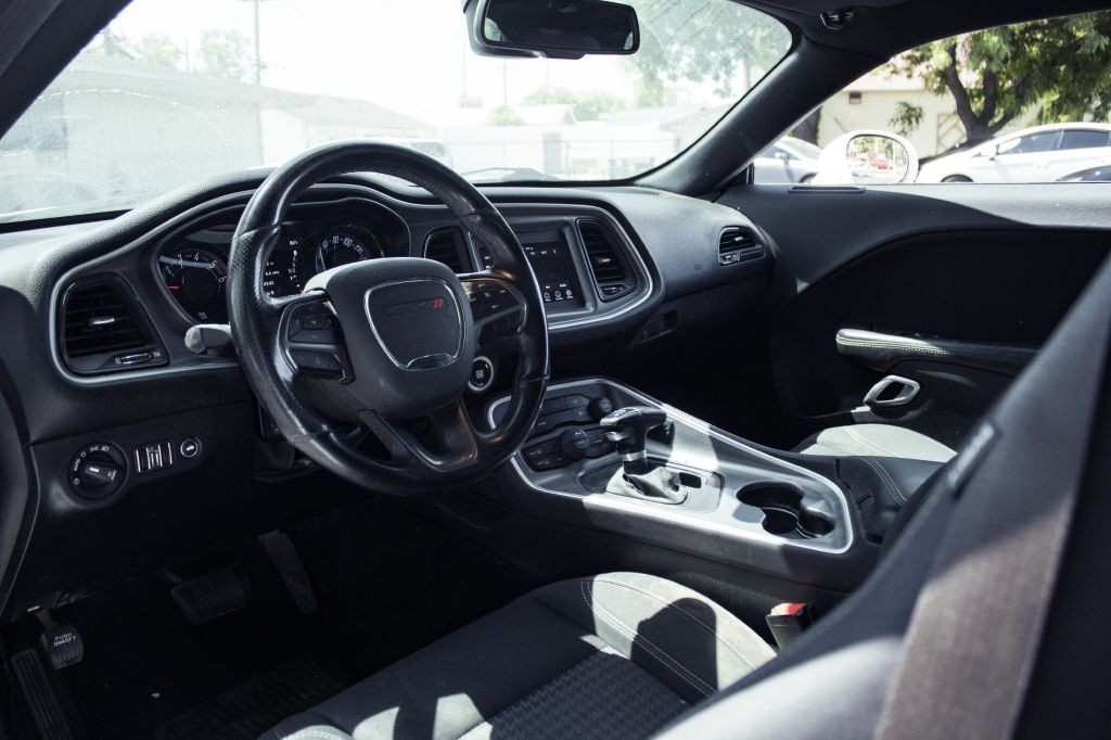 2019 Dodge Challenger Image 7