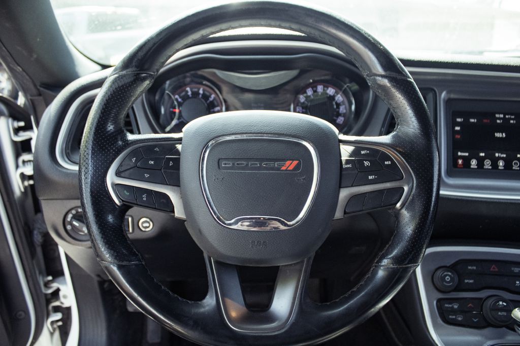 2019 Dodge Challenger Image 8