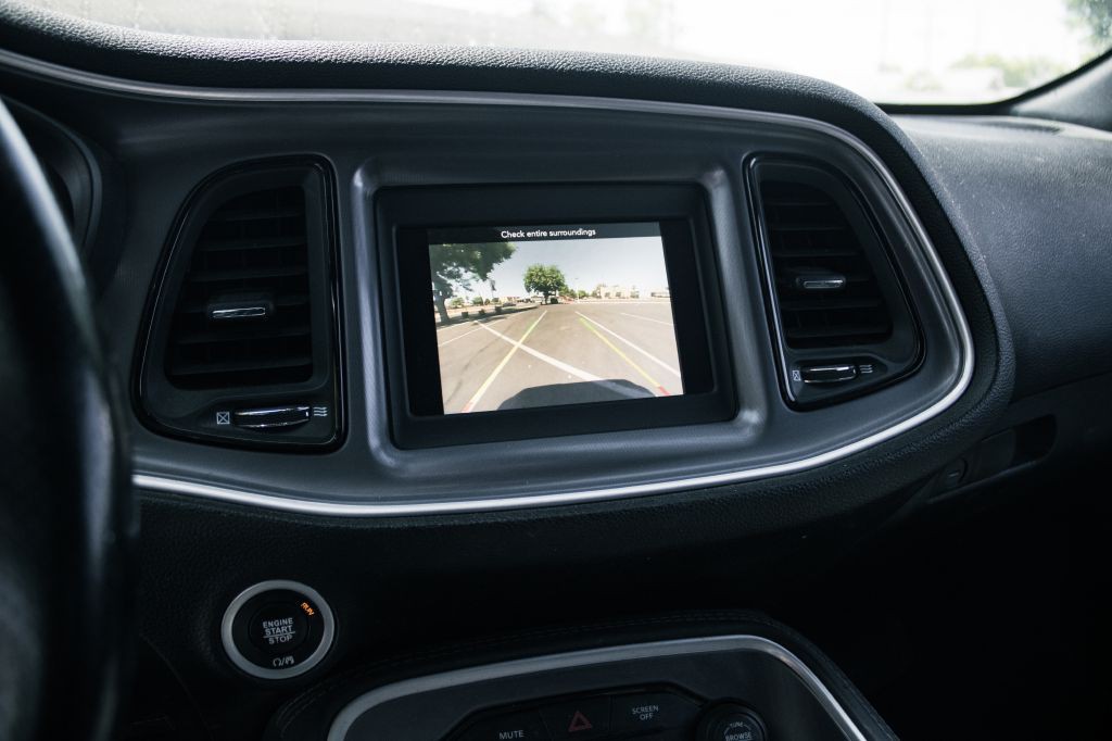 2019 Dodge Challenger Image 12
