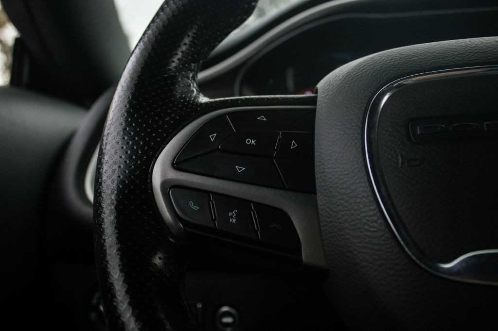 2019 Dodge Challenger Image 18