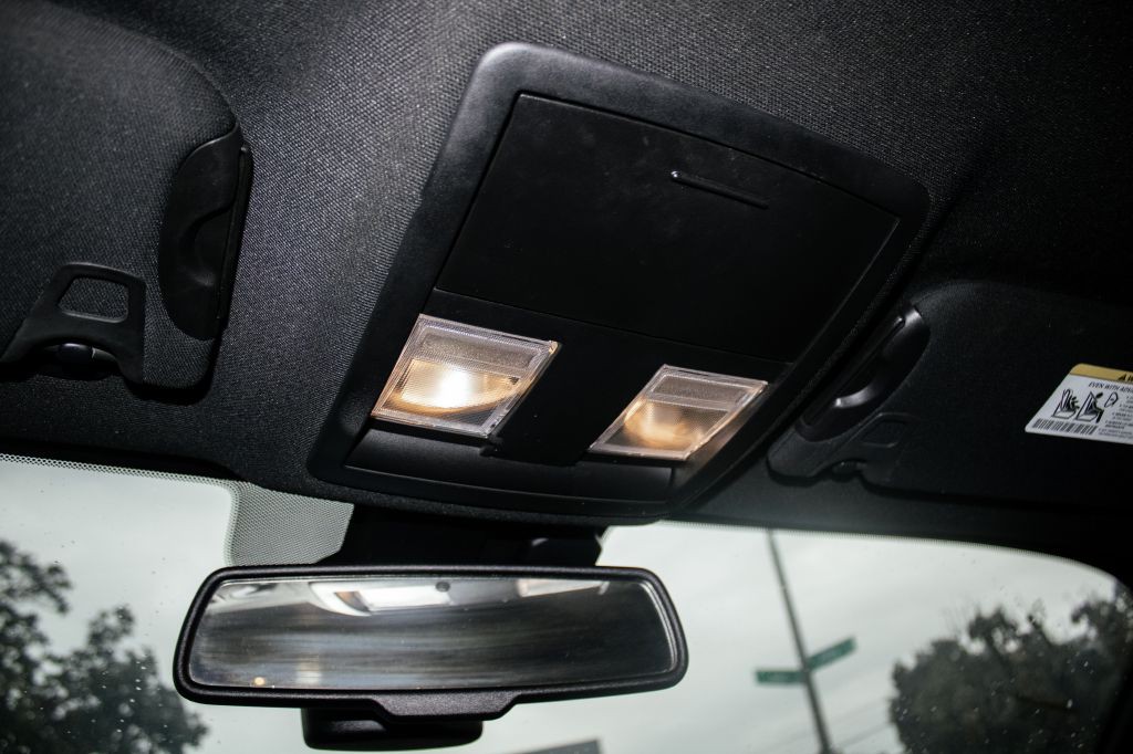 2019 Dodge Challenger Image 39