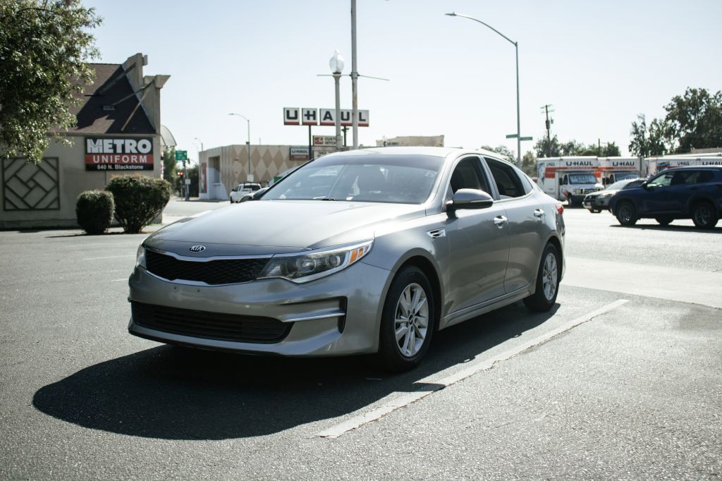 2018 Kia Optima Image 3