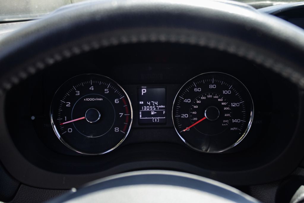 2014 Subaru Forester Image 14
