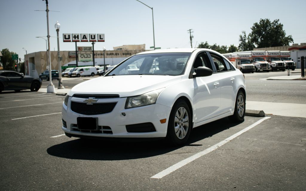 2013 Chevrolet Cruze Image 3