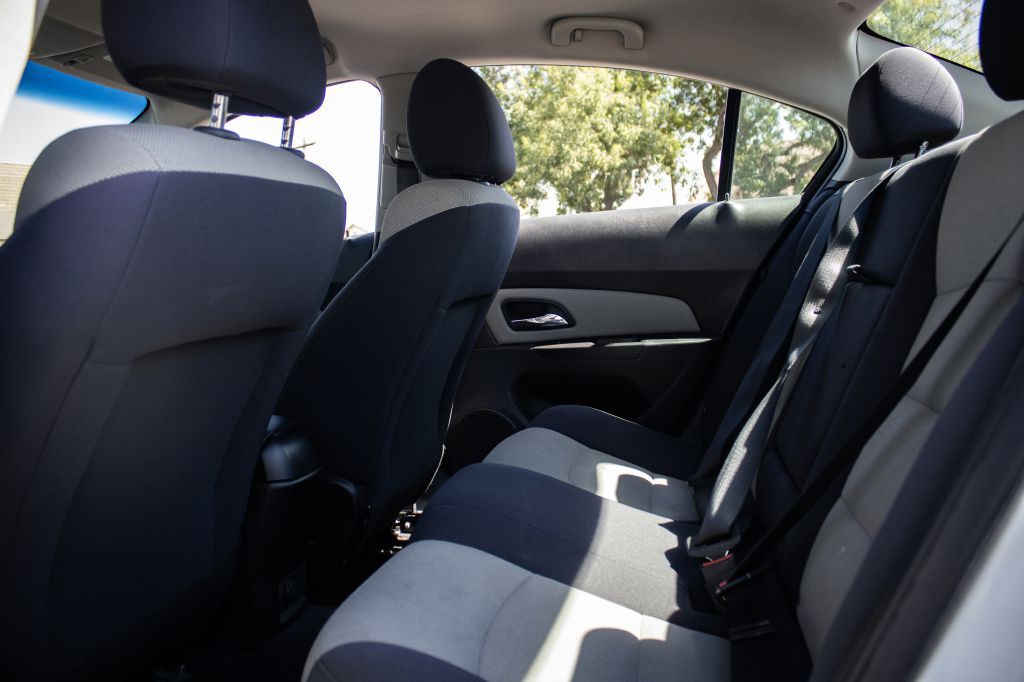 2013 Chevrolet Cruze Image 9