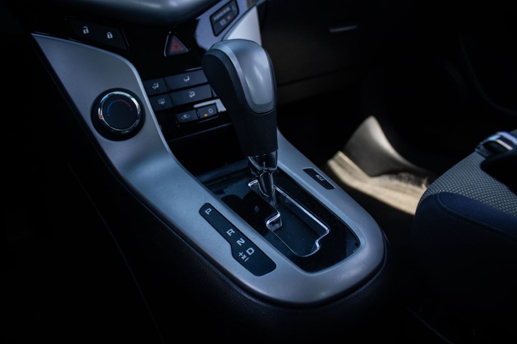 2013 Chevrolet Cruze Image 15