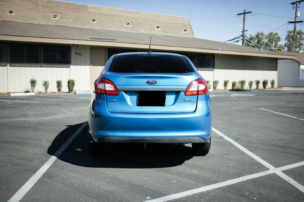 2013 Ford Fiesta Image 5