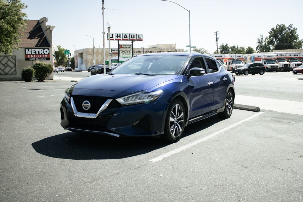 2020 Nissan Maxima Image 3