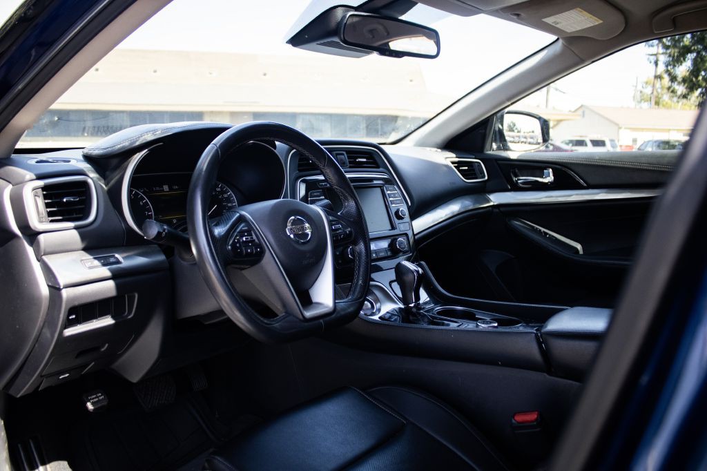 2020 Nissan Maxima Image 7