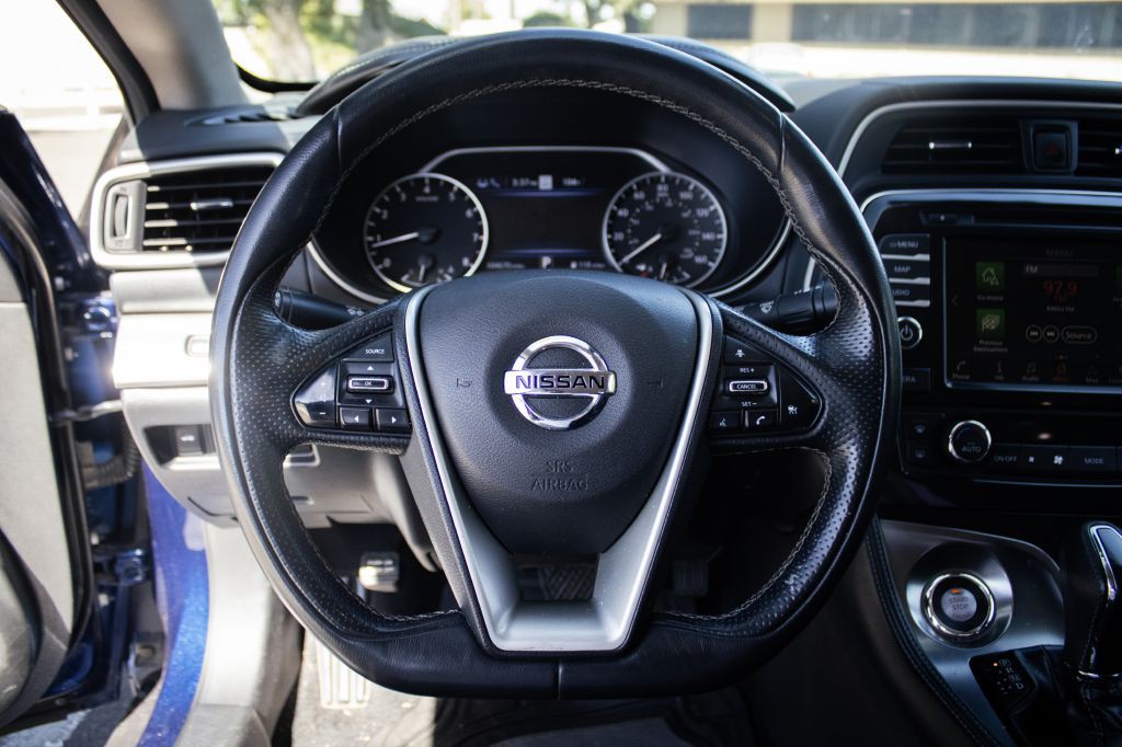 2020 Nissan Maxima Image 12