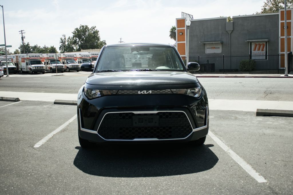2023 Kia Soul Image 2