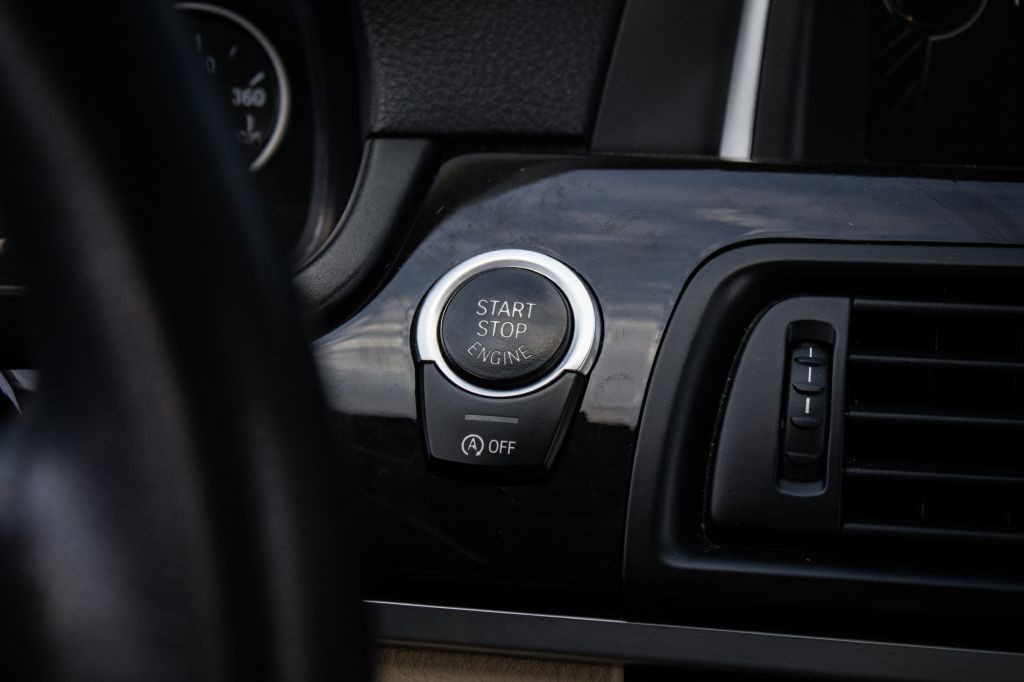 2014 BMW 5 Series Image 18