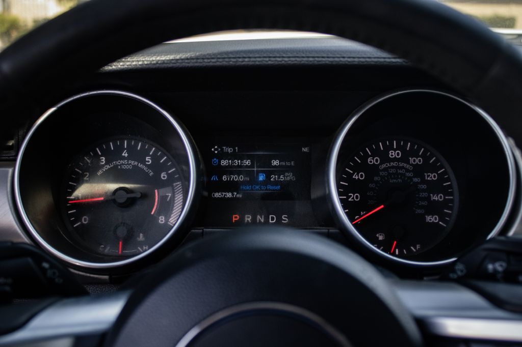 2019 Ford Mustang Image 12