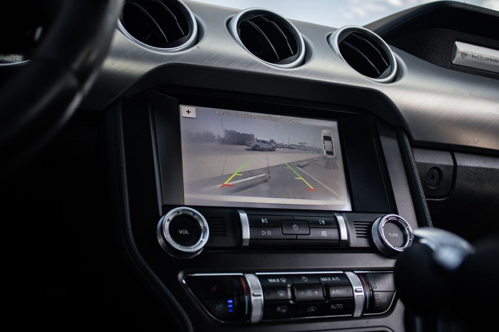 2019 Ford Mustang Image 15