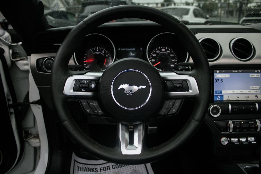 2019 Ford Mustang Image 18