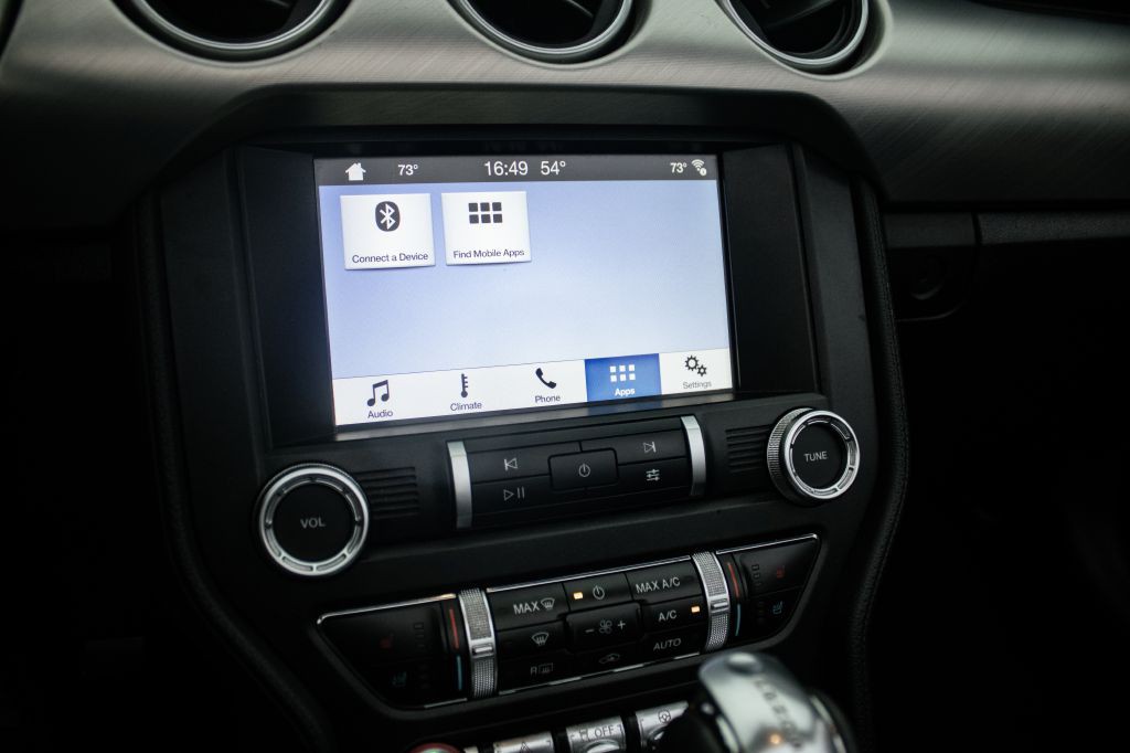 2019 Ford Mustang Image 35