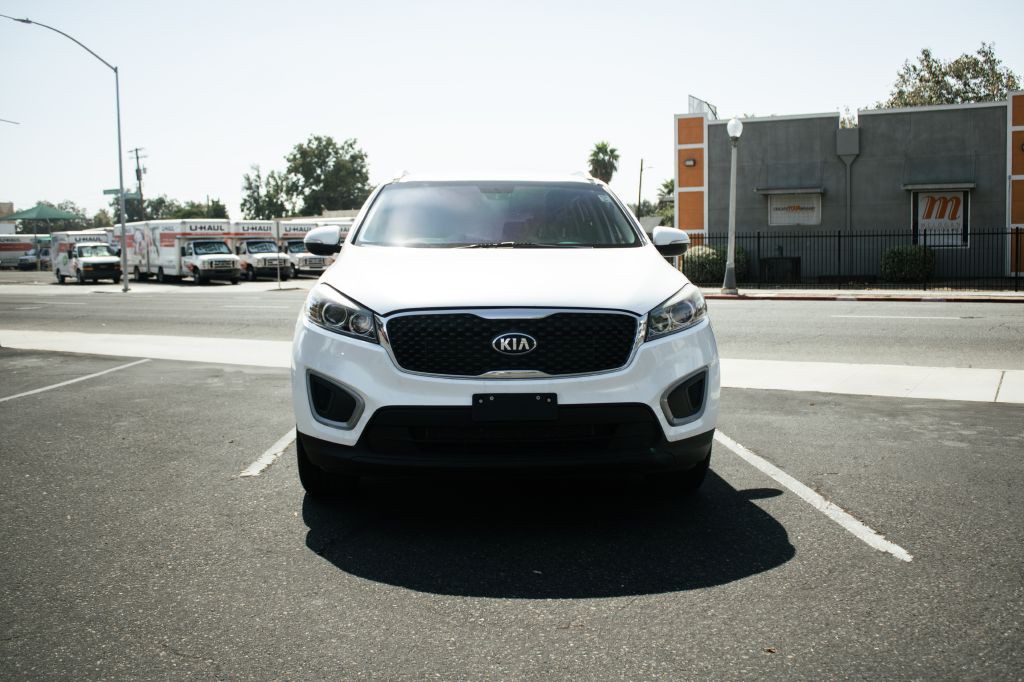 2018 Kia Sorento Image 2