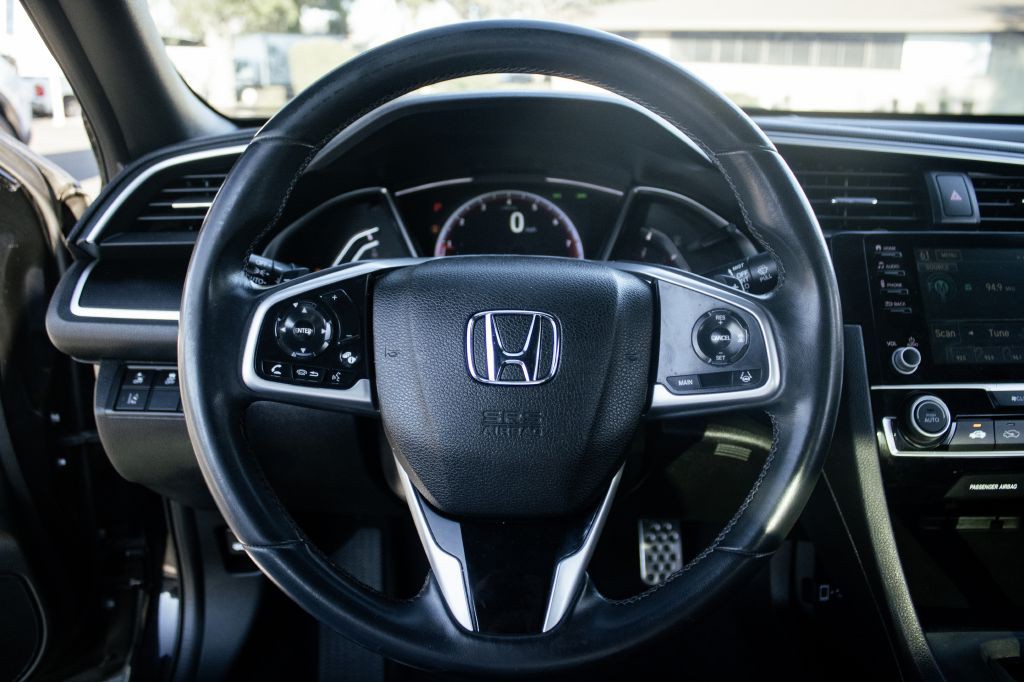 2020 Honda Civic Image 35