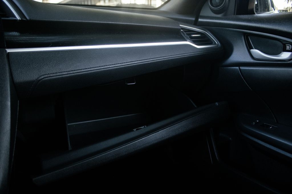 2020 Honda Civic Image 56