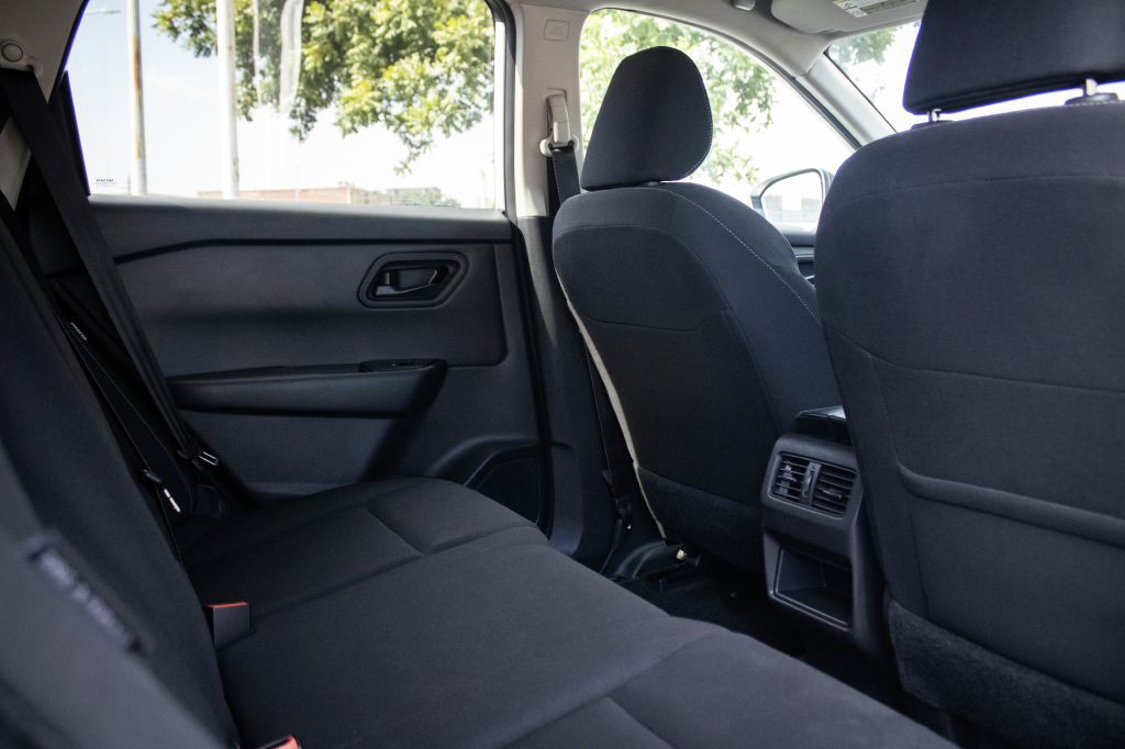 2024 Nissan Rogue Image 9