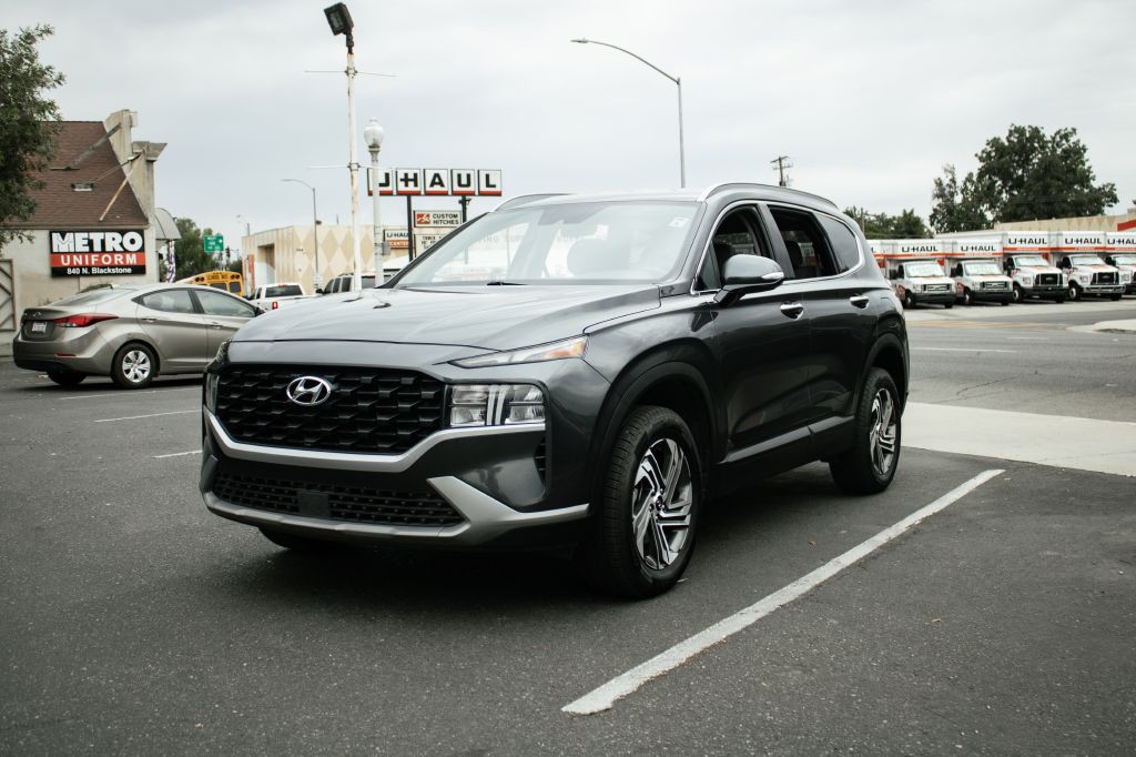 2023 Hyundai Santa Fe Image 3
