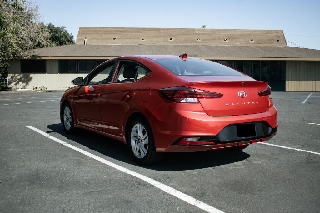 2020 Hyundai Elantra Image 4