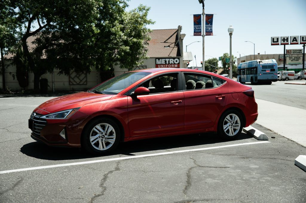 2020 Hyundai Elantra Image 5