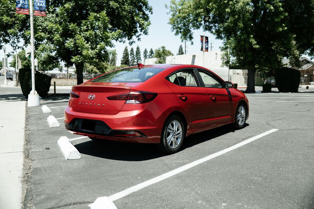 2020 Hyundai Elantra Image 9